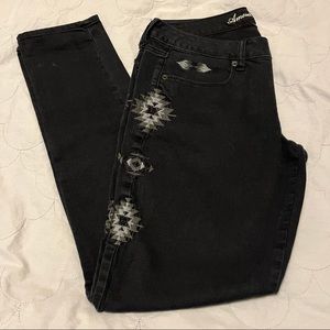 American Eagle stretch skinny jeans. Size 8